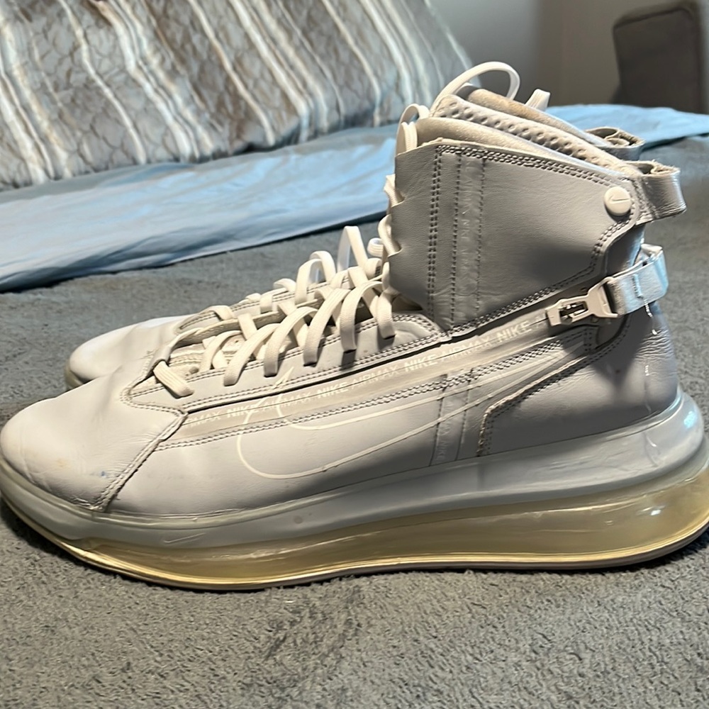 Air Max 720 Saturn Pure Platinum